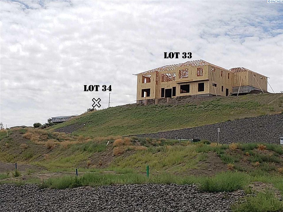 1st image of 34 Orchard Way