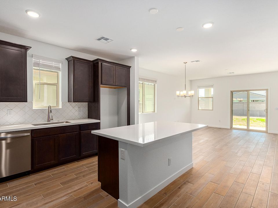 1st image of 16939 W BUTLER Avenue