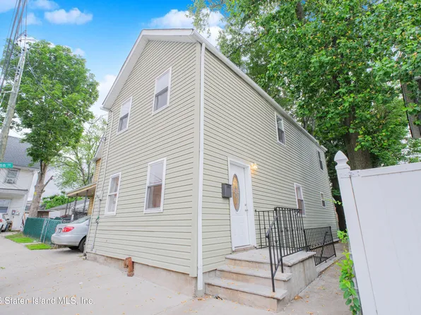 5 Avenue B, Staten Island, NY 10302