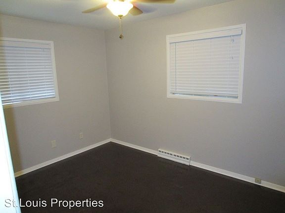 3rd image of 1117 Scott Ave