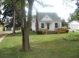 5521 W Mount Hope Hwy, Lansing, MI 48917