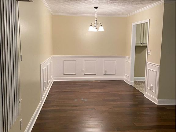 2nd image of 103 Jones Pl