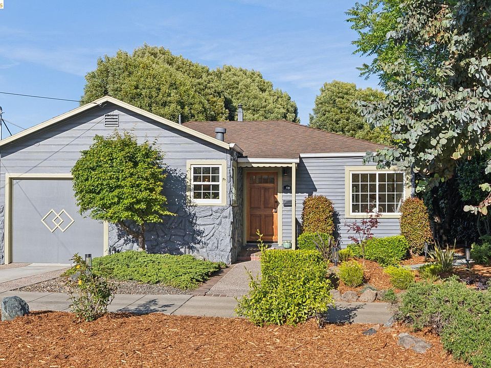 1st image of 738 Ventura St