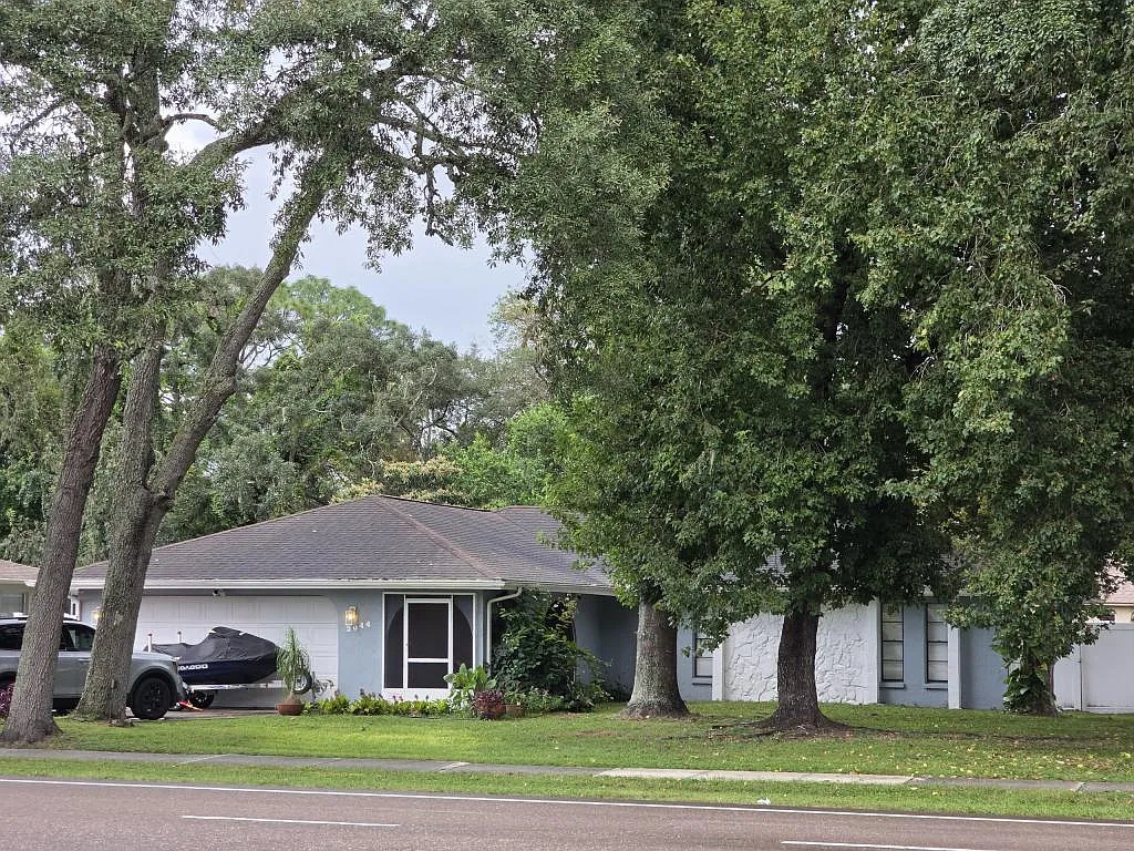2044 Deltona Blvd — Photo 1