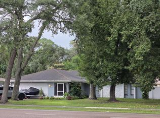 2044 Deltona Blvd, Spring Hill, FL 34606
