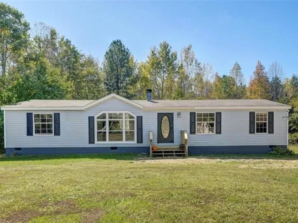 153 Clear View Farms Ln, Mineral, VA 23117