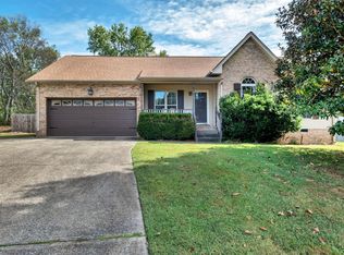 8009 Pinnacle Ct, Goodlettsville, TN 37072