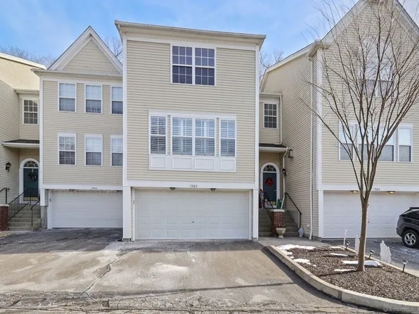 1905 Eaton Court #1905, Danbury, CT 06811