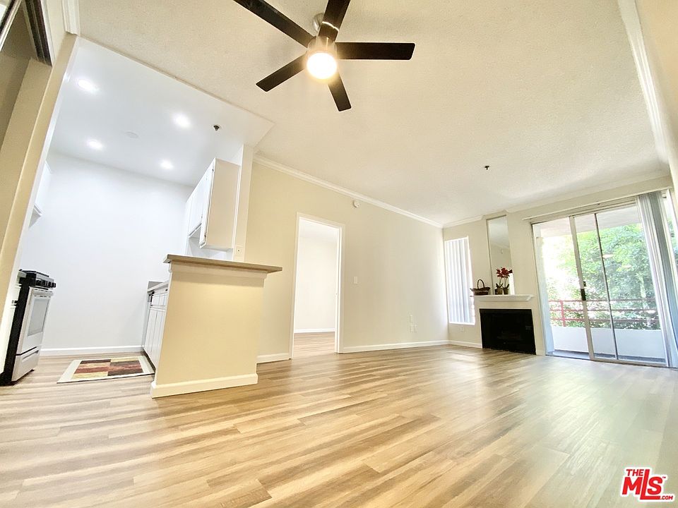 1st image of 1323 N Sierra Bonita Ave #104