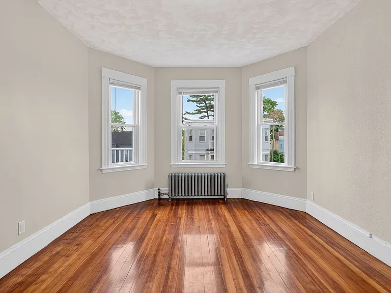 64 Topliff St #3 — Photo 2
