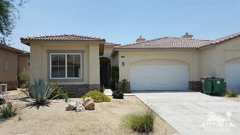 1st image of 86179 Pinot Noir Ln