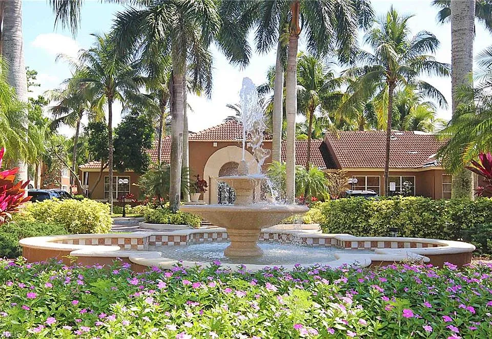 1160 Reserve Way #305