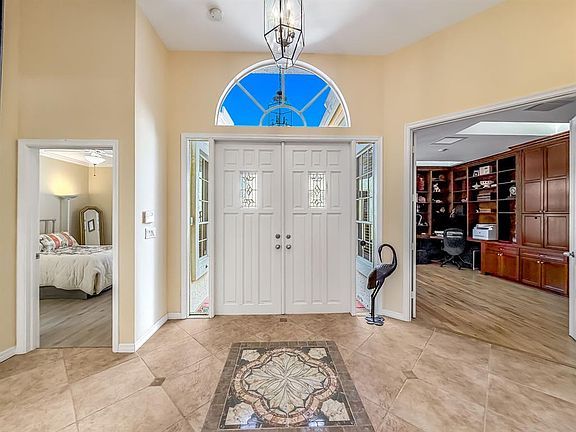 5th image of 6184 NW 24th St