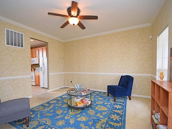 3rd image of 7173 Summerhill Dr