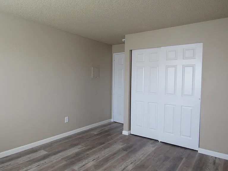 3332 S Chandler St — Photo 11