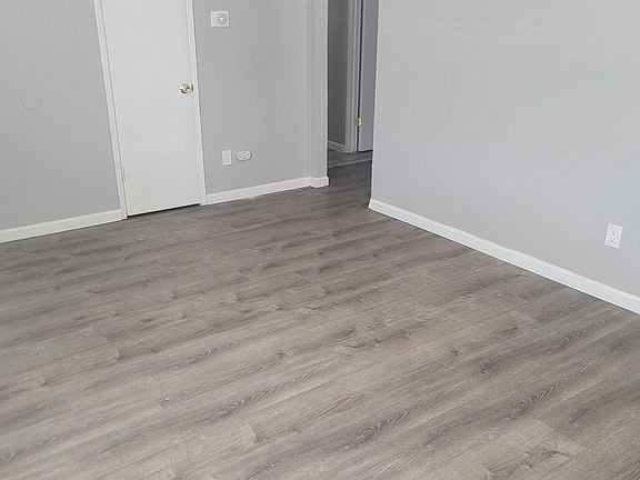 3rd image of 2312 L St #1