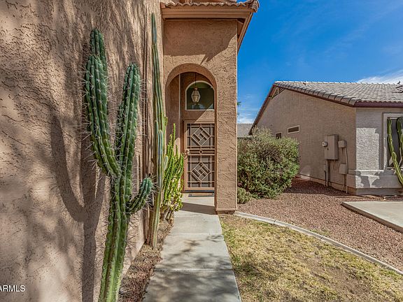 4th image of 4117 E LA SALLE Street