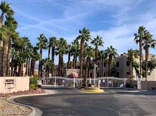 2052 Mesquite Ln APT 303, Laughlin, NV 89029