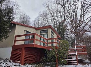 143 Paradise Cir, Morgantown, WV 26508
