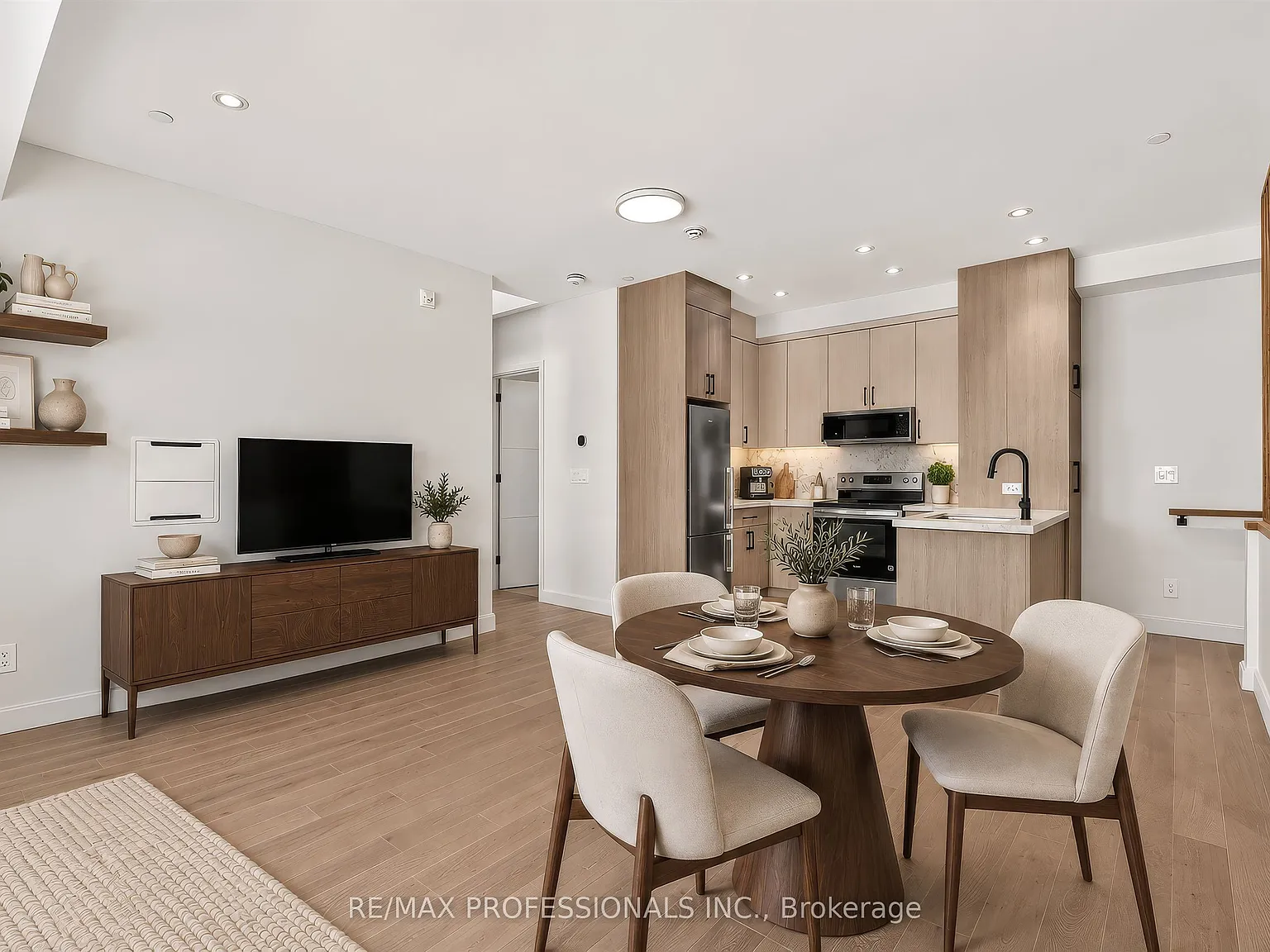 2 bed, $3,600 — Photo 3