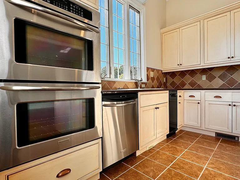 3834 Thomas Dairy Ln — Photo 15