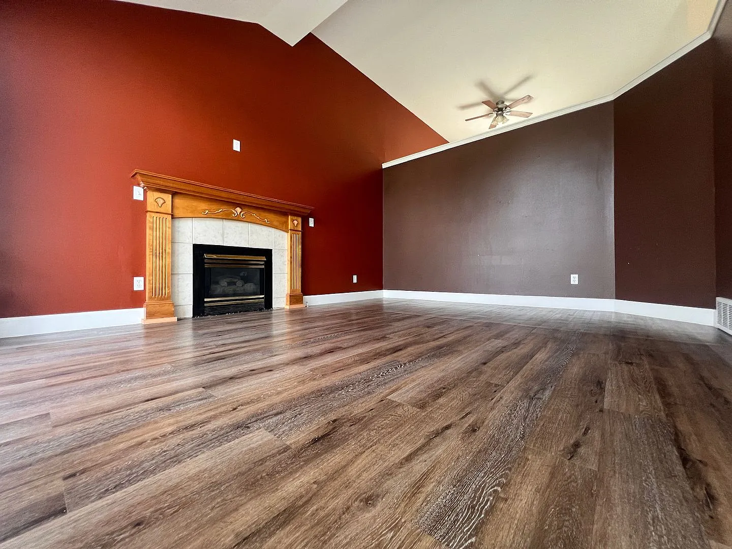 This South Hill Bright and Spacious 3 bed, 2 bath single family home, Near Glenrose available now! — Photo 3