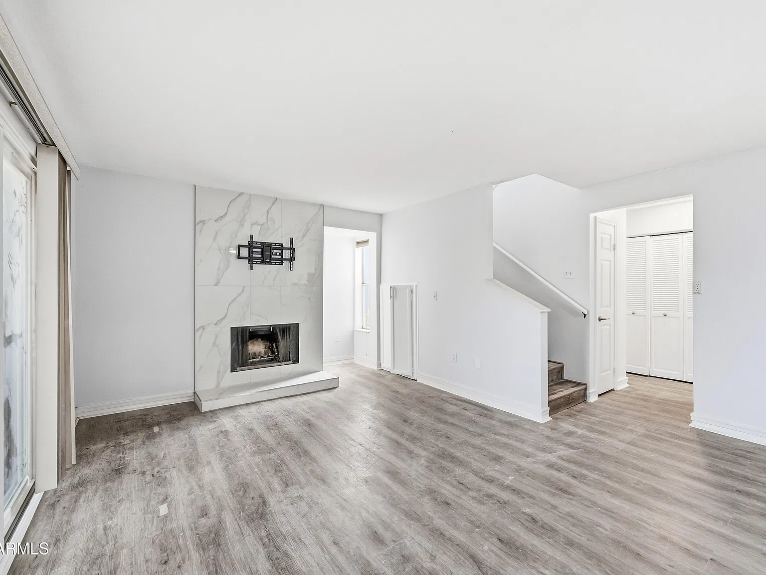 2 bed, 2.5 bath, 1190 sqft, $1,595 — Photo 3