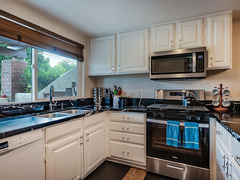 31 Pueblo Vista Dr — Photo 8