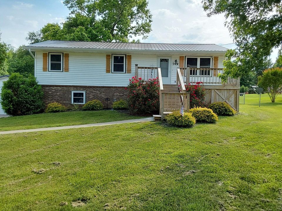 2nd image of 749 Lafollette Dr