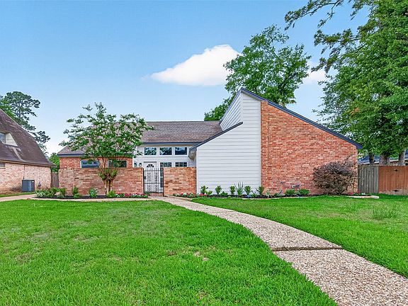 2nd image of 3606 Highfalls Dr