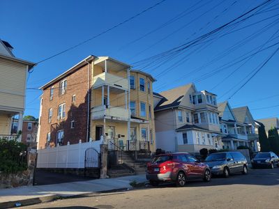 31-33-35 Taft Avenue, Bridgeport, CT, 06606