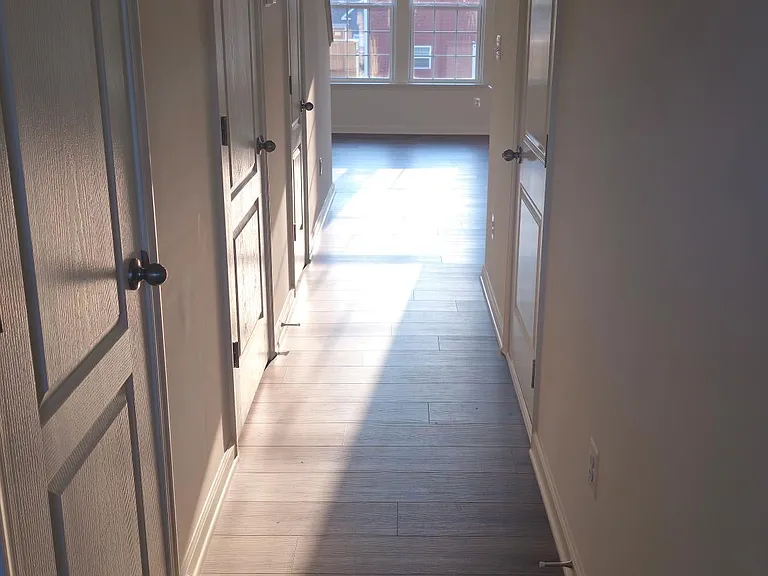 83 Clifton Mnr — Photo 16