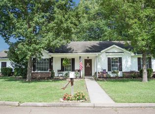 403 Green Tree Pl, Flowood, MS 39232