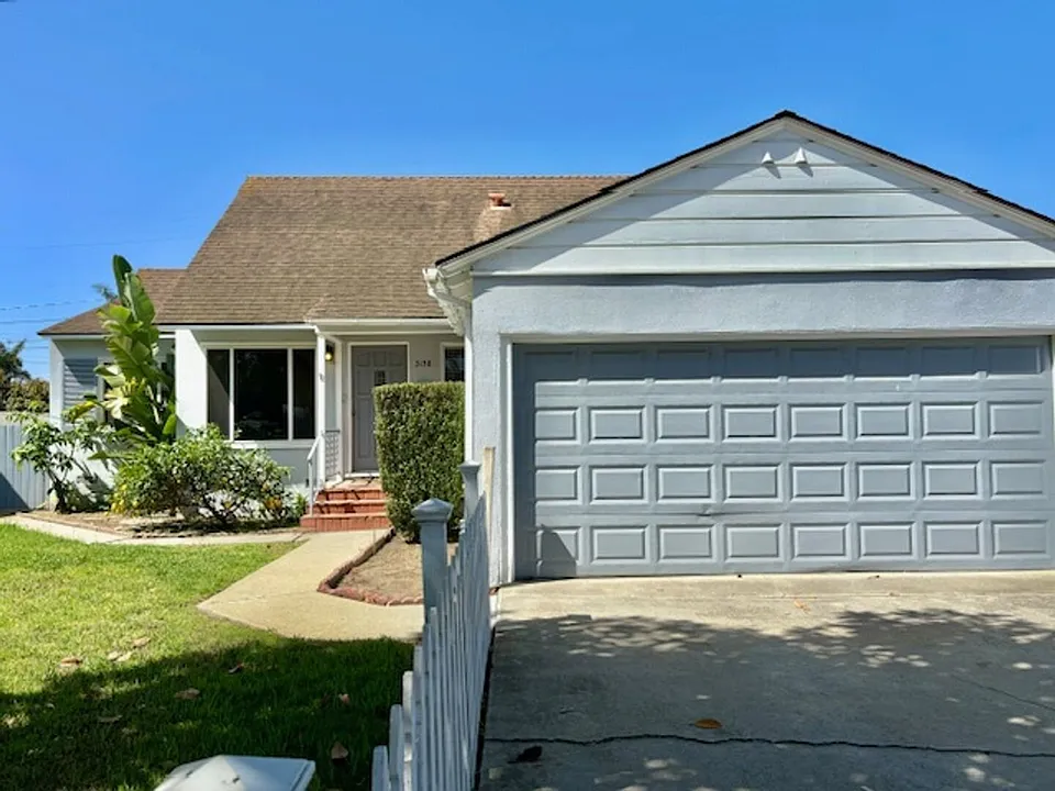 3158 Trinity Dr