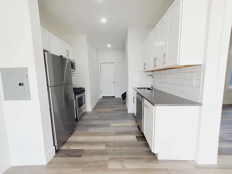 230 Bidwell Ave #35E — Photo 1