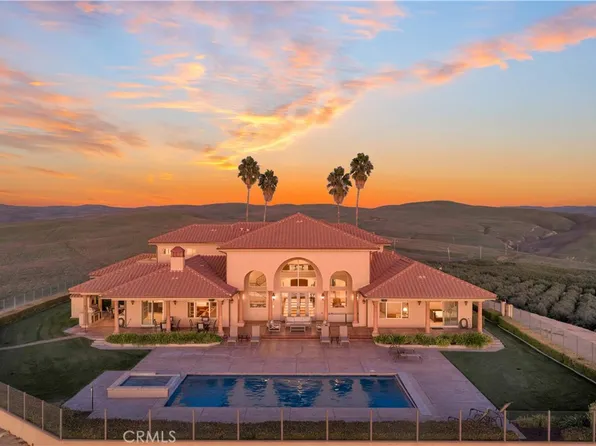 1990 E 46th, Shandon, CA 93461