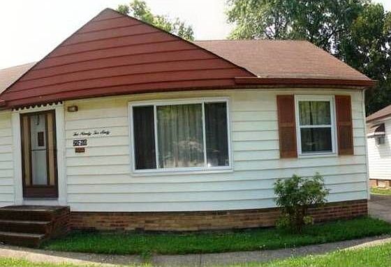 1st image of 29260 Beechwood Dr