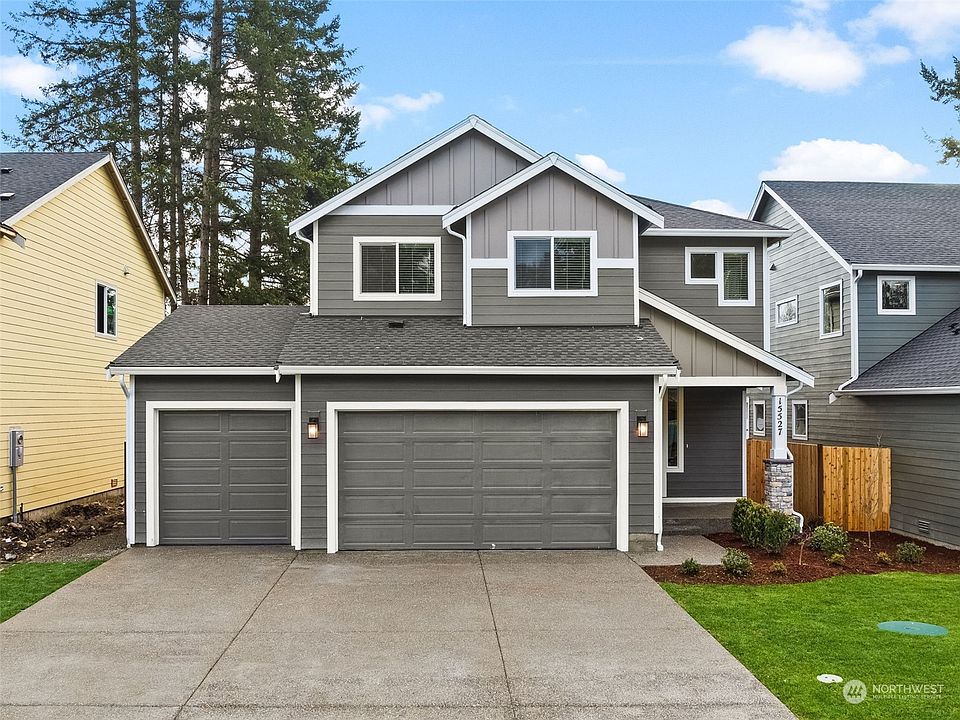 1st image of 15527 Bergh Court SE