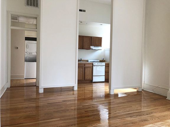 3rd image of 1530 Spruce St #122A