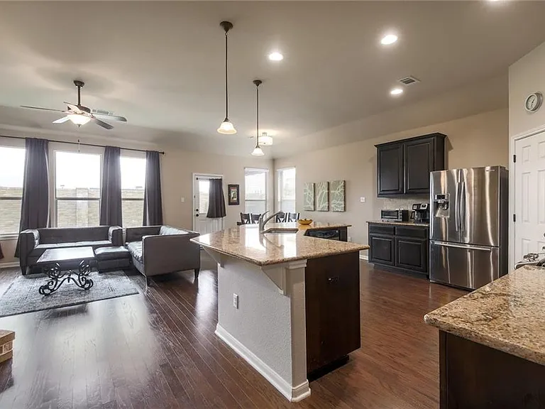 124 Navigator Dr — Photo 12