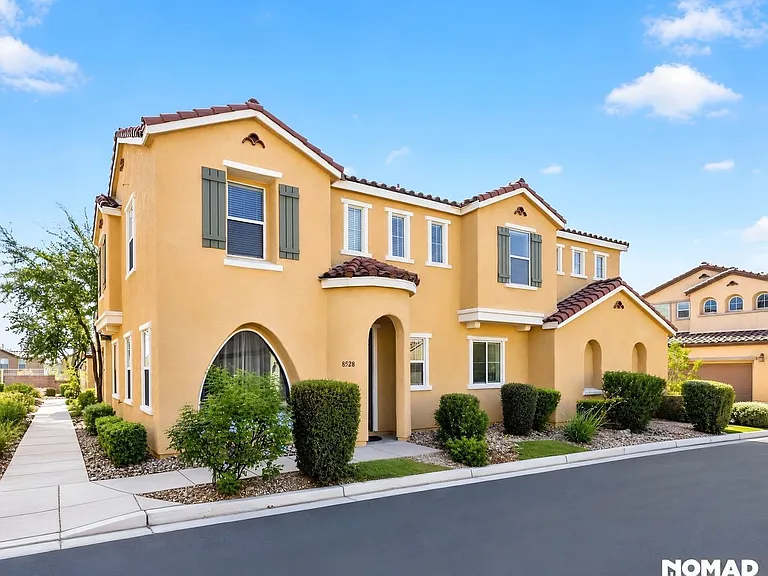 8528 Myrsine Ct — Photo 1