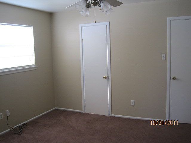 2nd image of 3508 Brentwood Dr