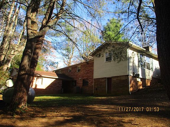 2nd image of 310 Mulberry Pine St