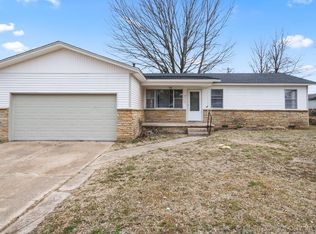 410 E El Paso St, Broken Arrow, OK 74012
