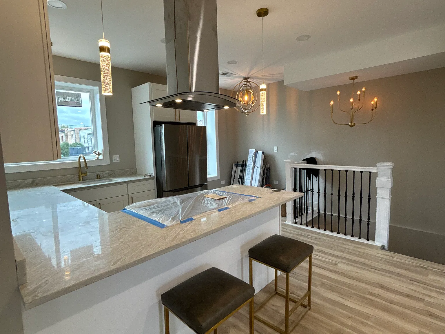 2 bed, 860 sqft, $1,950 — Photo 2