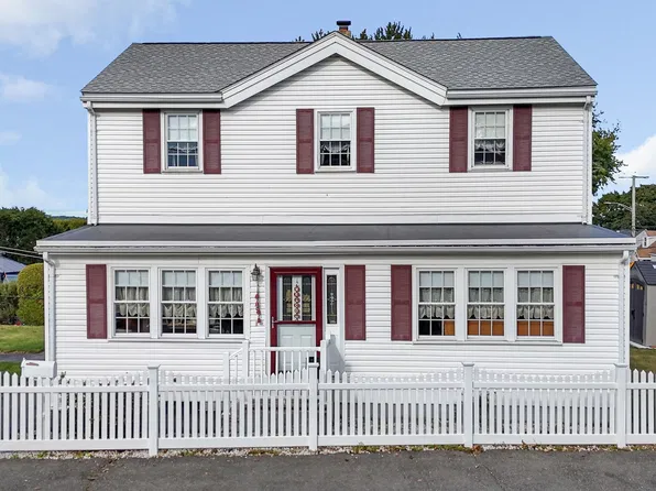 5 Grover St, Revere, MA 02151