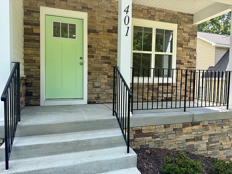 401 Birdie Rd — Photo 3
