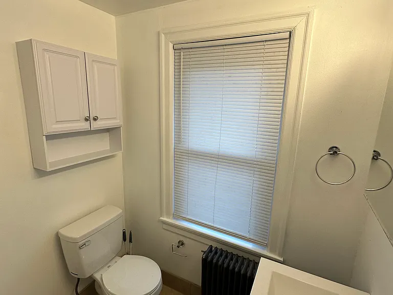 390 Easton Rd #5 — Photo 25