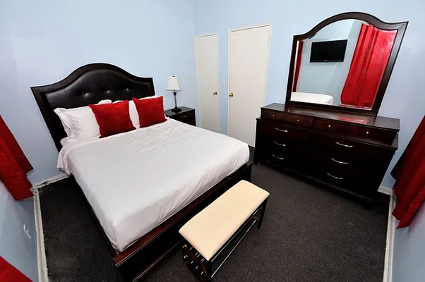 Rented by Keller Williams NYC | media 40