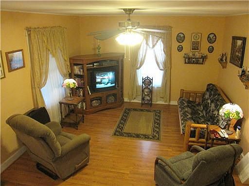 1st image of 1009 S 23rd St